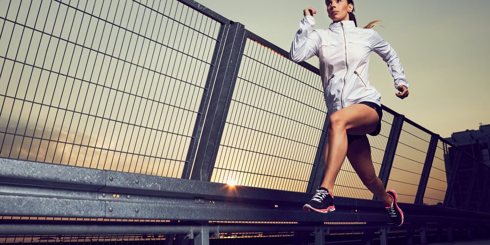 Jak zmniejszyć ryzyko kontuzji kolana podczas biegania?